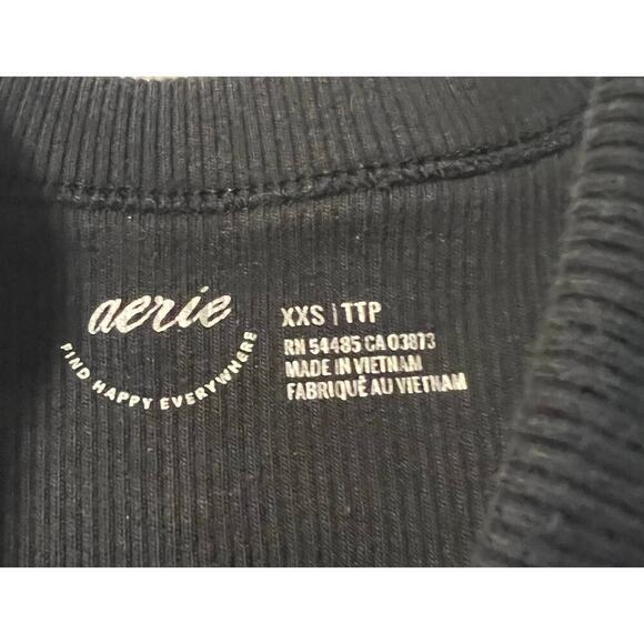 Aerie Black tank top - Picture 2 of 4